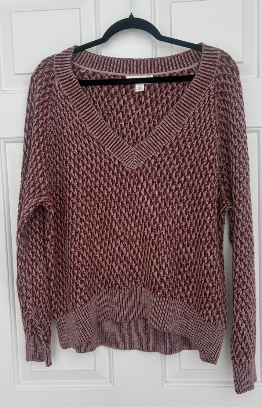 Treasure & Bond Burgundy Knit V-Neck Sweater Women's M 8-12 Textured Marl Chunk